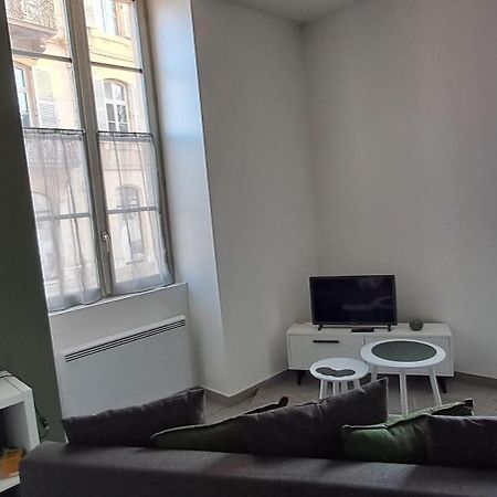 Appartement Studio Dole Grevy Deux Etoiles Exterior photo
