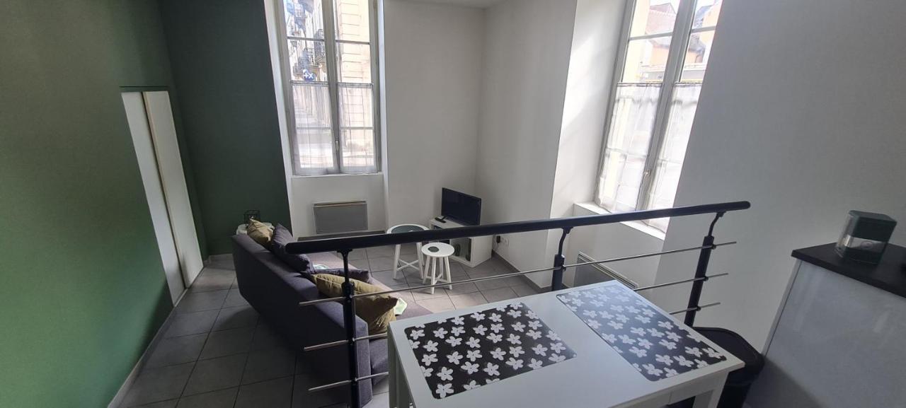 Appartement Studio Dole Grevy Deux Etoiles Exterior photo